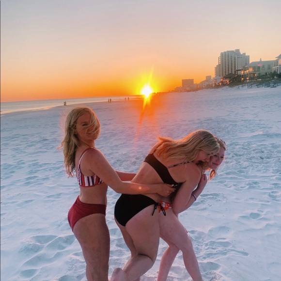 Meet your Posher, Kylee - Picture 1 of 1